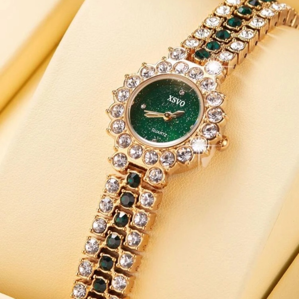 Rhinestone Quartz Watch - Picture 3 of 4